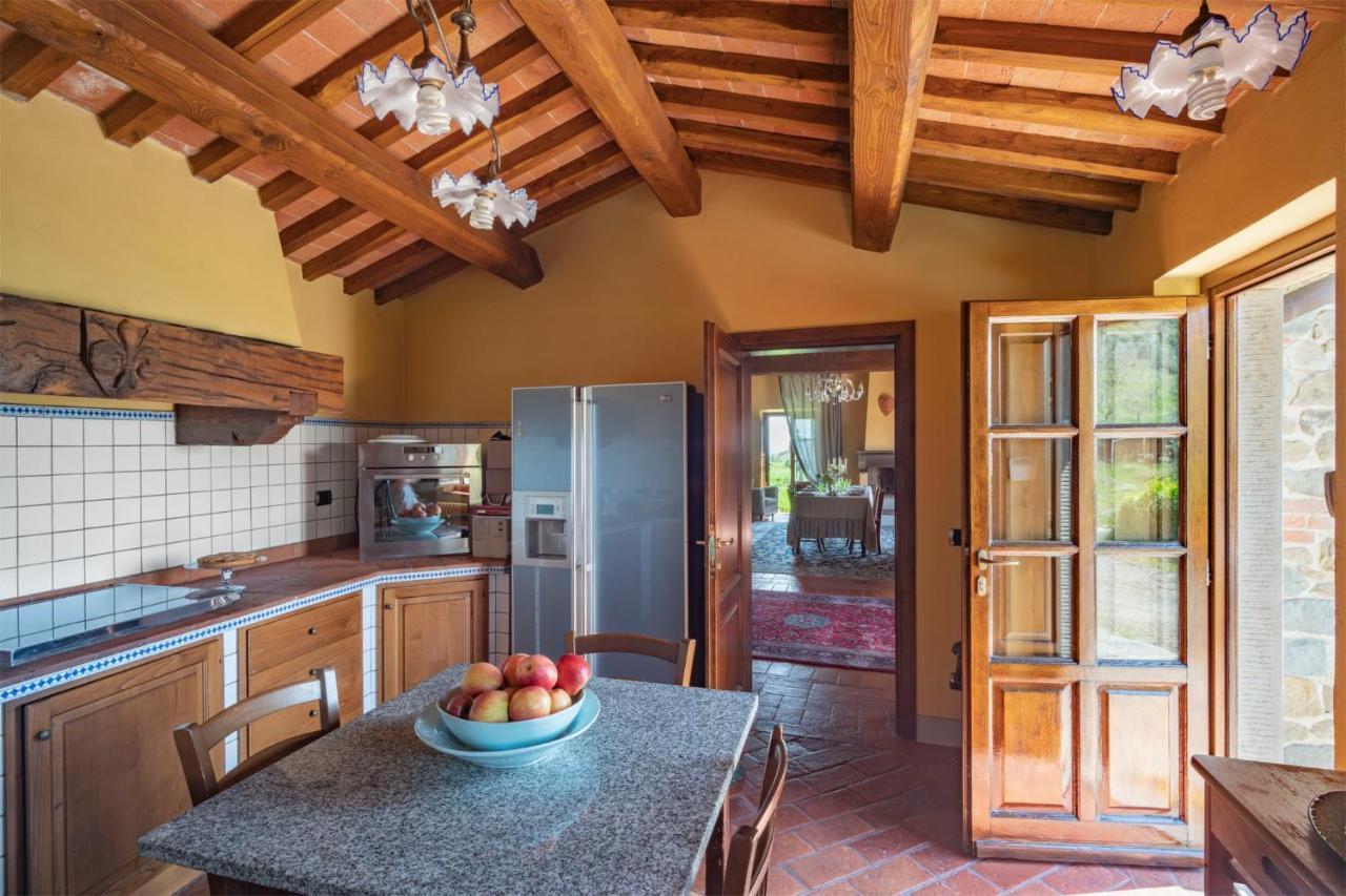 Casa Loretta, Your Luxurious Getaway With Stunning Views Nievole Extérieur photo