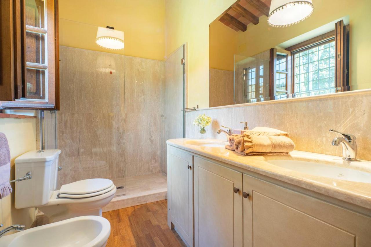 Casa Loretta, Your Luxurious Getaway With Stunning Views Nievole Extérieur photo