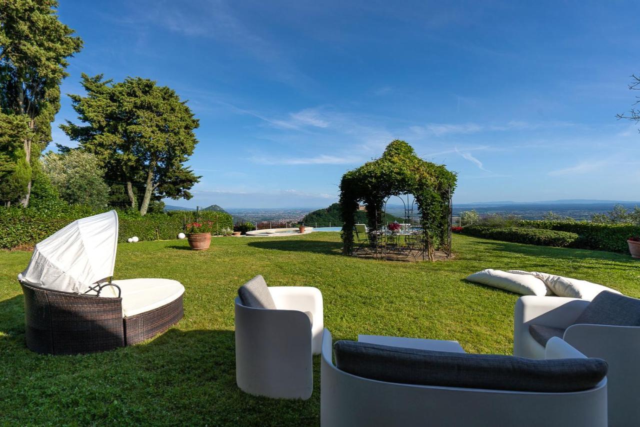 Casa Loretta, Your Luxurious Getaway With Stunning Views Nievole Extérieur photo